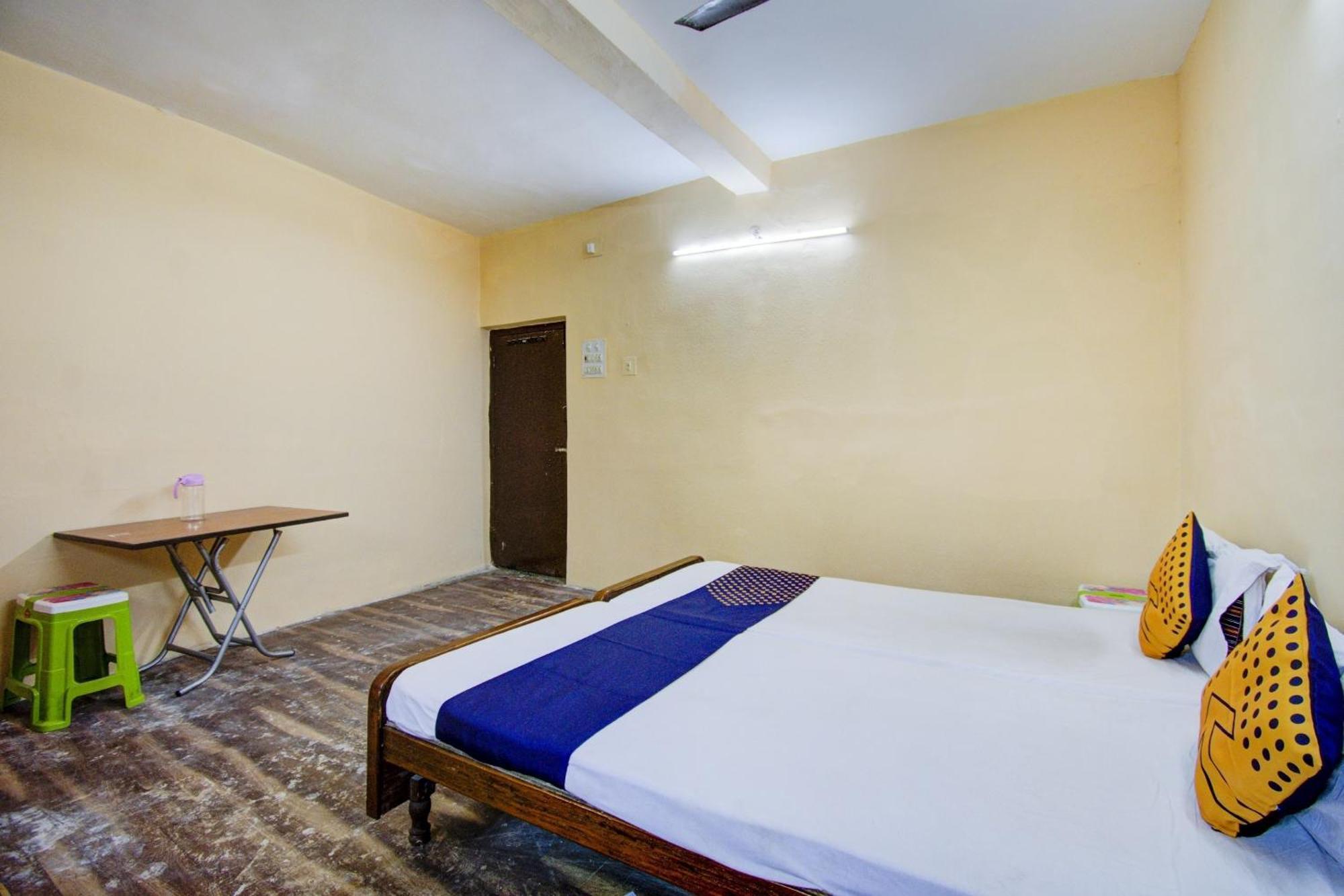 Spot On Dear Hotel Bara Bazar Bagian luar foto